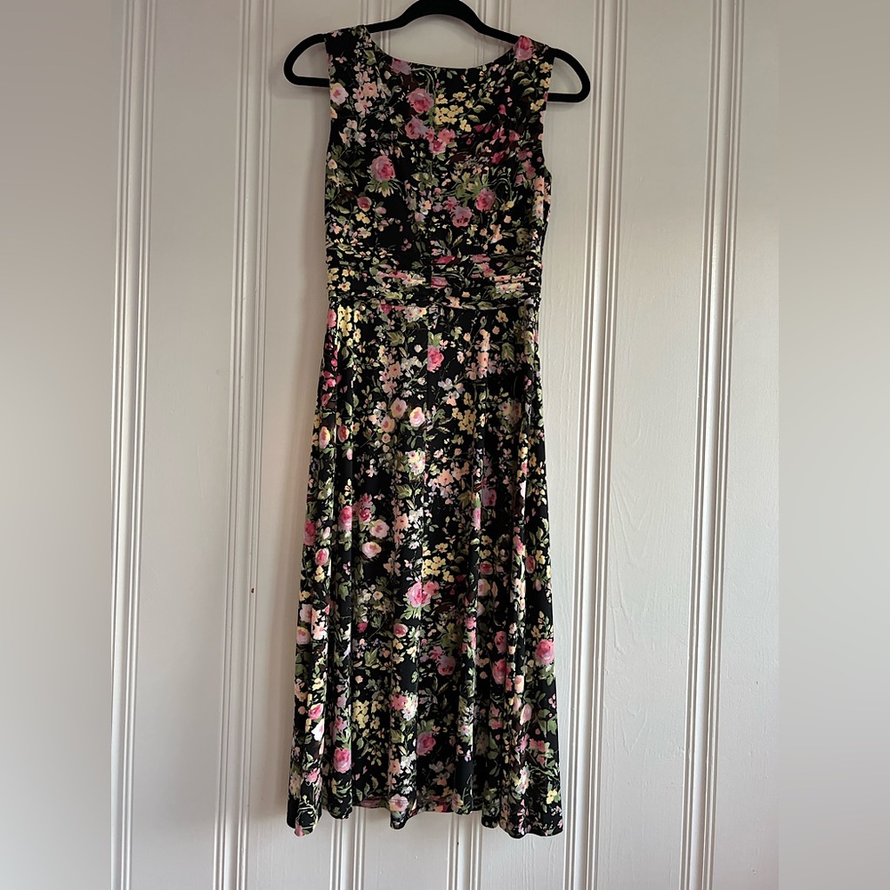 Beautiful Floral Shift Midi Flowy Dress with Fitted Belted Waist Bodice